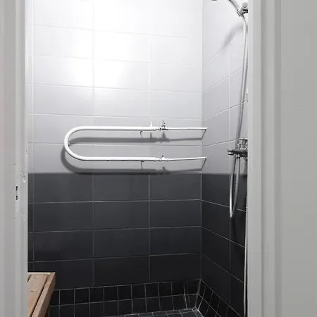 Kotimaailma Ankkuri - 6 Makuuhuonetta Apartament 3*