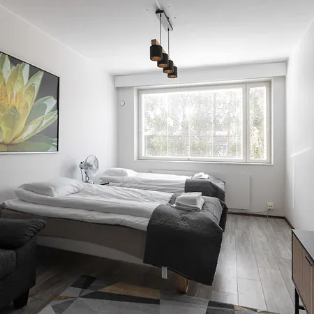 Kotimaailma Ankkuri - 6 Makuuhuonetta 3* Kotka