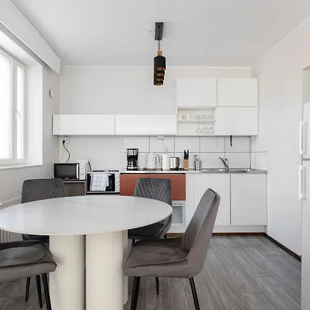 Kotimaailma Ankkuri - 6 Makuuhuonetta Apartamento Kotka